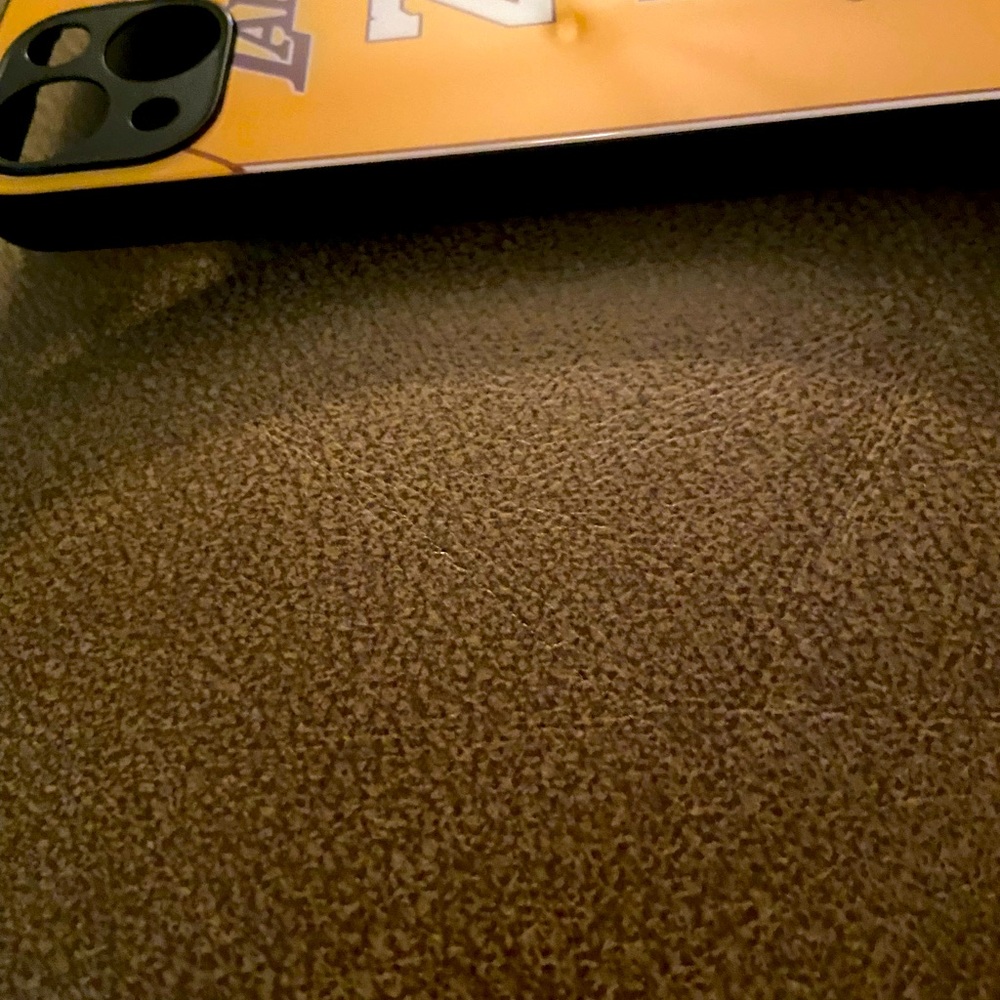 Phone case (13) - Picture 3 of 3